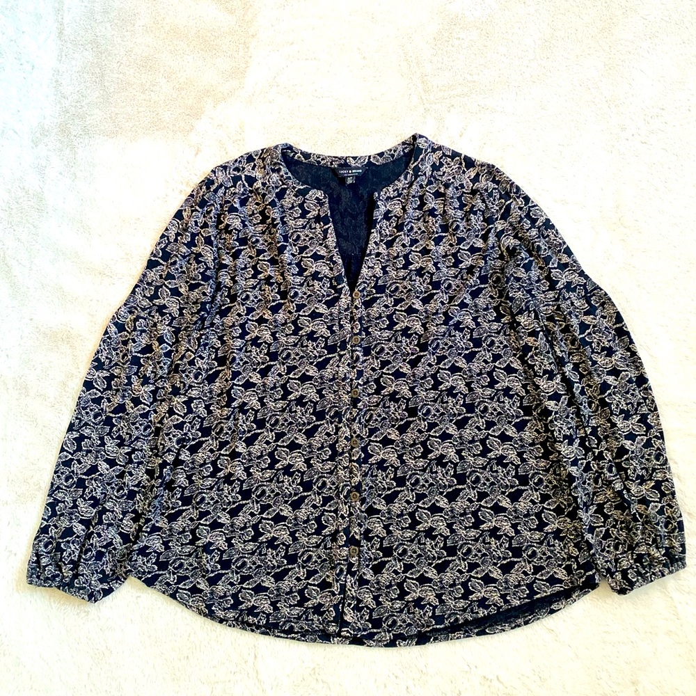 Long sleeve shirt